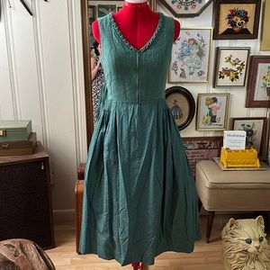 Halloween, Oktoberfest, Renaissance Original Distler Trachten German Beer Girl